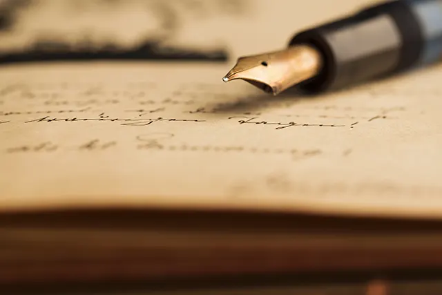 Founten pen with old paper